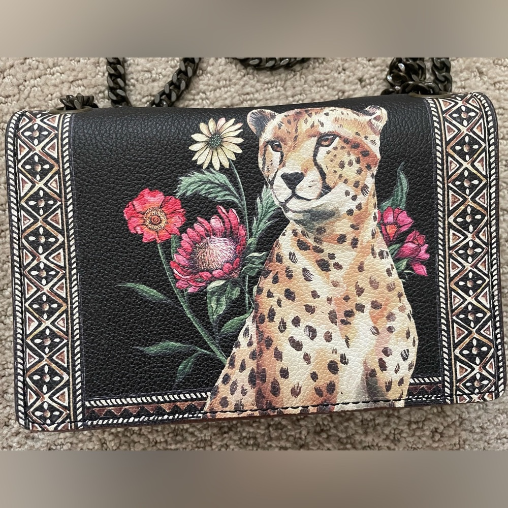 BRIGHTON purse, “Africa stories”, NEW never worn
